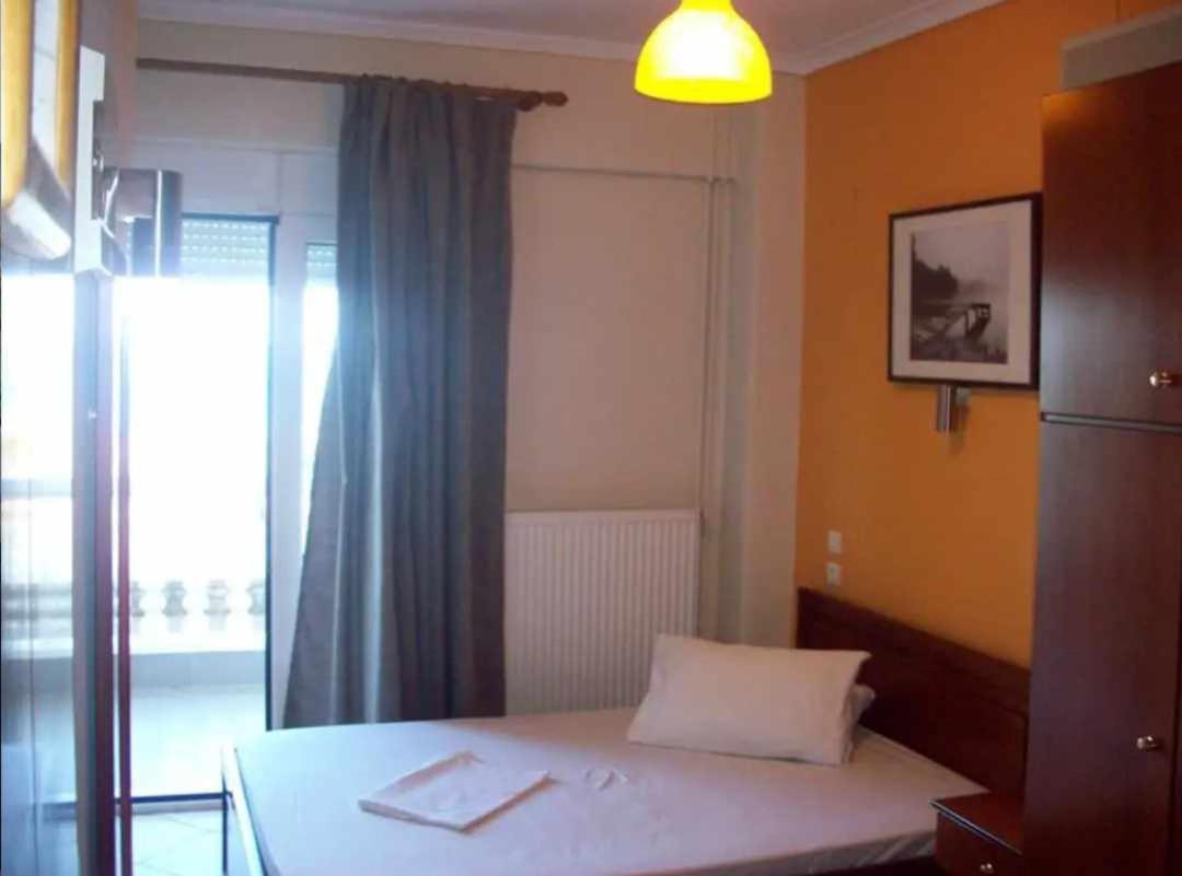 Iliana Hotel Paralia ภายนอก รูปภาพ